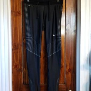 NWOT - Nike Running Compression